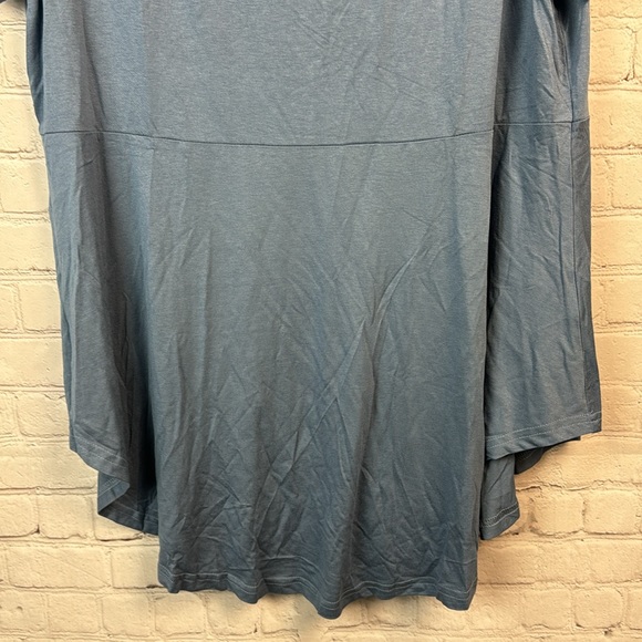 BloomChic Blue Knit Keyhole Tunic Top Plus Size 18/20 2X - Picture 4 of 5